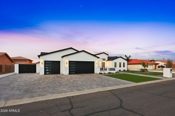 8924 Patrick Ln, Peoria, AZ 85383