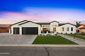 8924 Patrick Ln, Peoria, AZ 85383