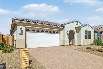 8924 W Vermont Ave, Glendale, AZ 85305