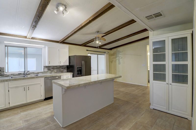 8925 E Ohio Ave, Sun Lakes, AZ 85248