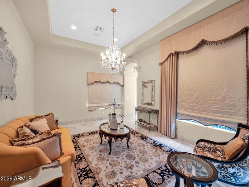 8925 E Rosedale Cir, Mesa, AZ 85207