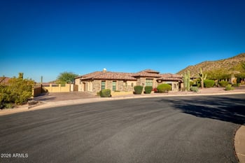 8925 Rosedale Cir, Mesa, AZ 85207