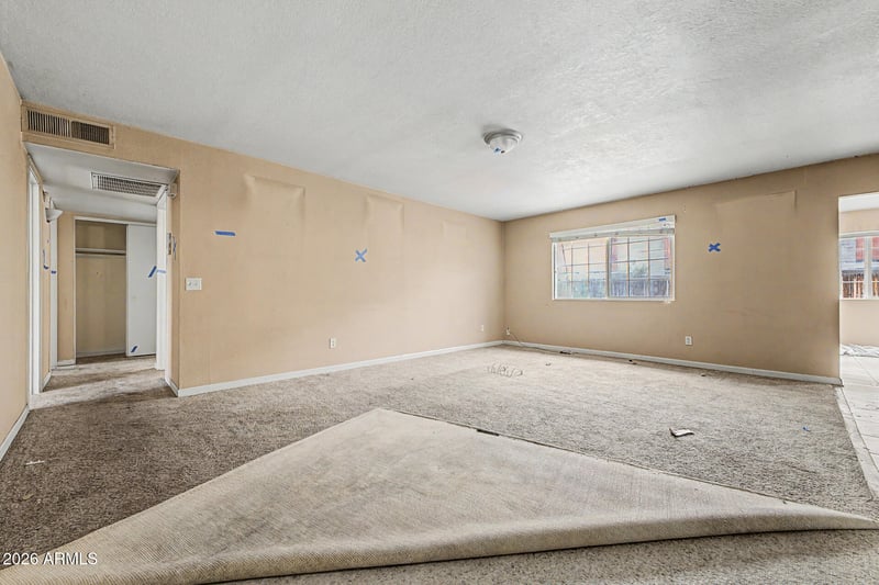 8925 W Meadowbrook Ave, Phoenix, AZ 85037