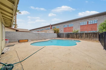8925 Meadowbrook Ave, Phoenix, AZ 85037