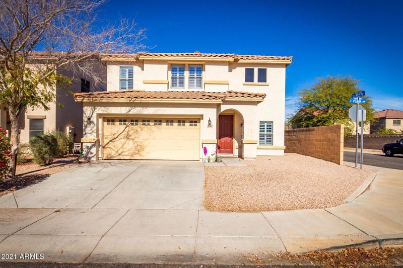 8926 E Plana Ave, Mesa, AZ 85212