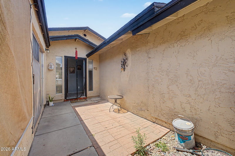 8926 55th Ave, Glendale, AZ 85302