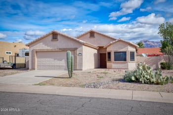 8926 Shasta Dr, Gold Canyon, AZ 85118