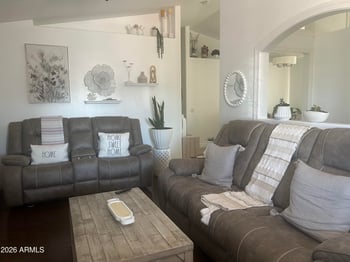 8926 Vale Dr, Phoenix, AZ 85037