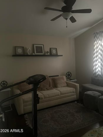 8926 Vale Dr, Phoenix, AZ 85037