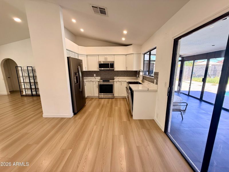 8926 W El Caminito Dr, Peoria, AZ 85345