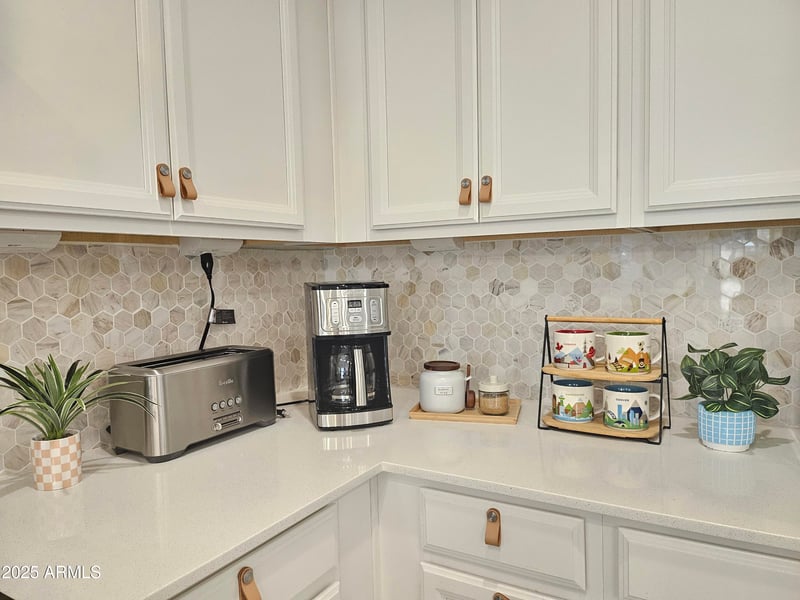 8926 W Rancho Dr, Glendale, AZ 85305