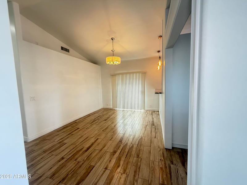 8926 Vale Dr, Phoenix, AZ 85037