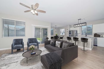 8927 70th Ave, Peoria, AZ 85345