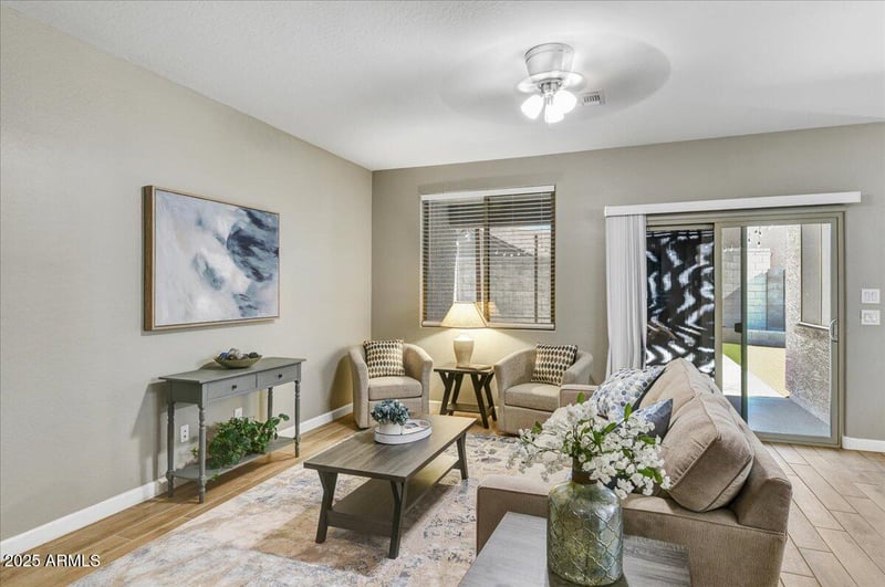 8927 70th Ave, Peoria, AZ 85345