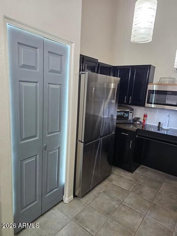 8927 Carlton Ave, Mesa, AZ 85208