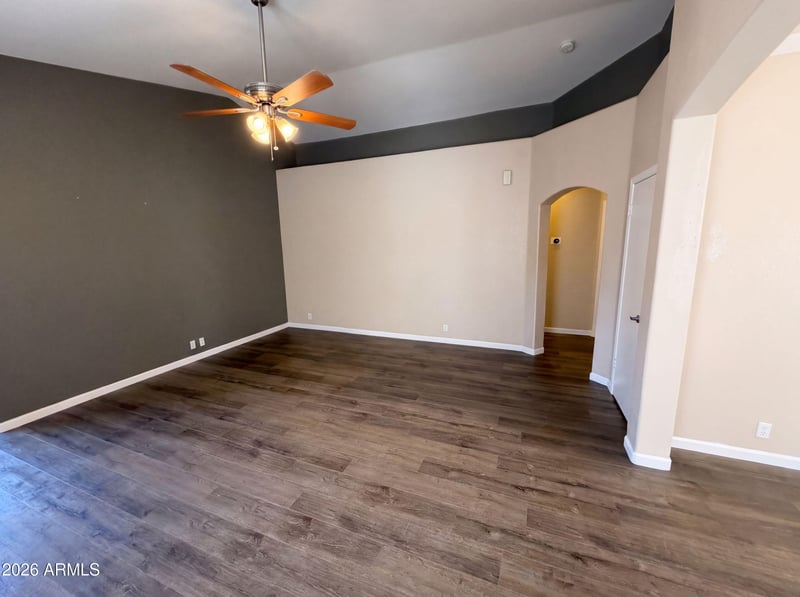8928 W Cherry Hills Dr, Peoria, AZ 85345