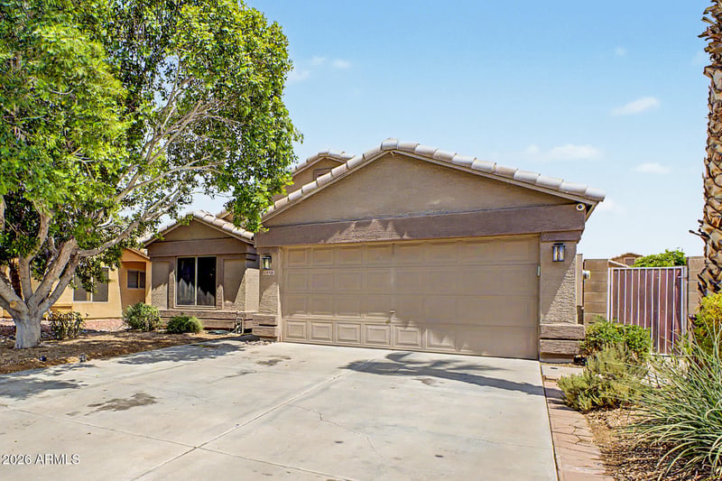 8928 W Harmony Ln, Peoria, AZ 85382