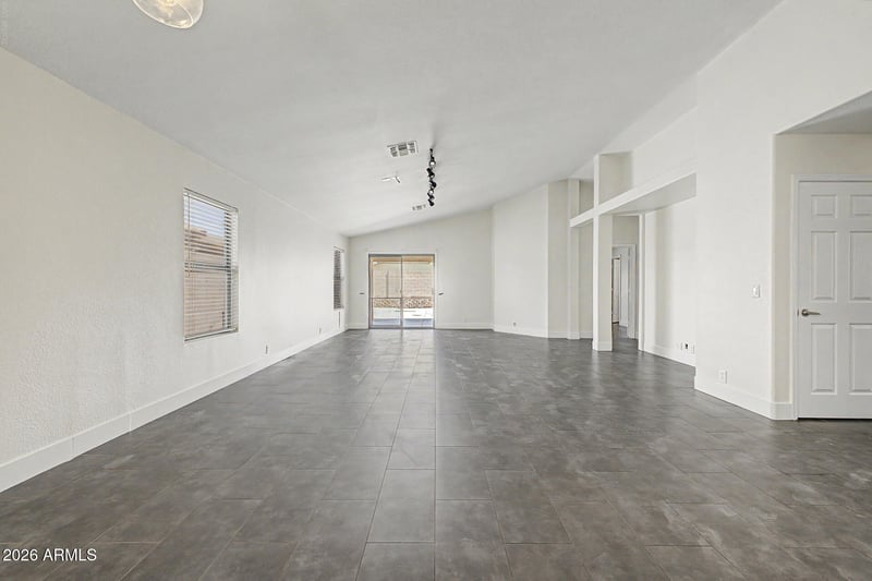 8928 W Harmony Ln, Peoria, AZ 85382