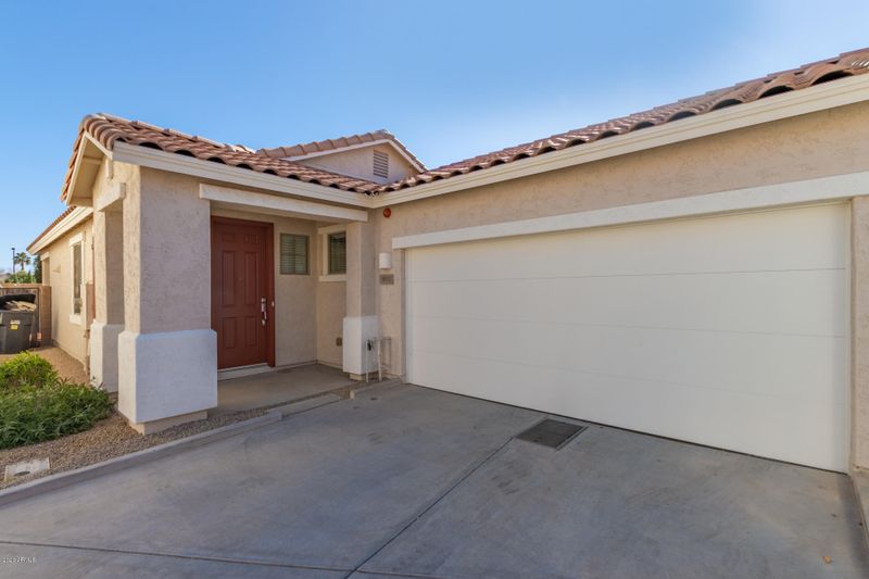 893 E Devon Rd, Gilbert, AZ 85296
