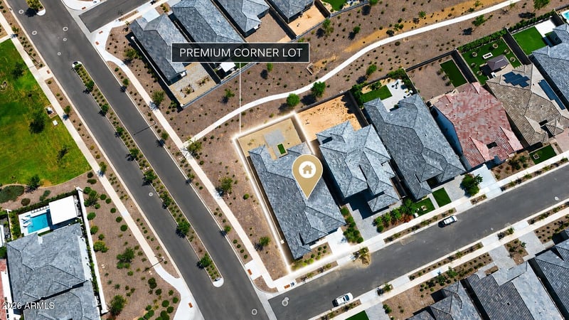 893 Superstition Dr, San Tan Valley, AZ 85140