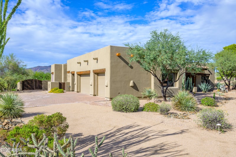 8930 Cave Creek Rd, Carefree, AZ 85377