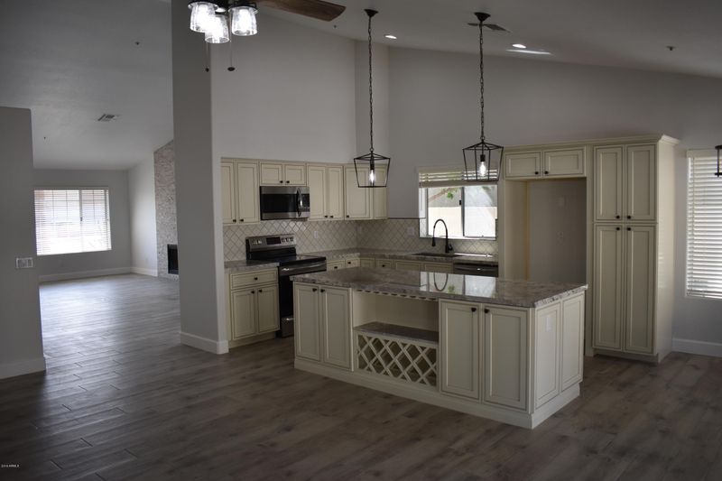 8930 E Conieson Rd, Scottsdale, AZ 85260