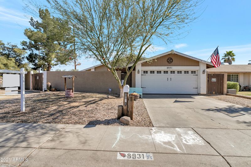 8931 N 56th Dr, Glendale, AZ 85302