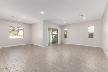 8932 Covina St, Mesa, AZ 85207