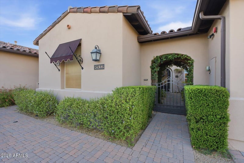 8932 E Mountain Spring Rd, Scottsdale, AZ 85255