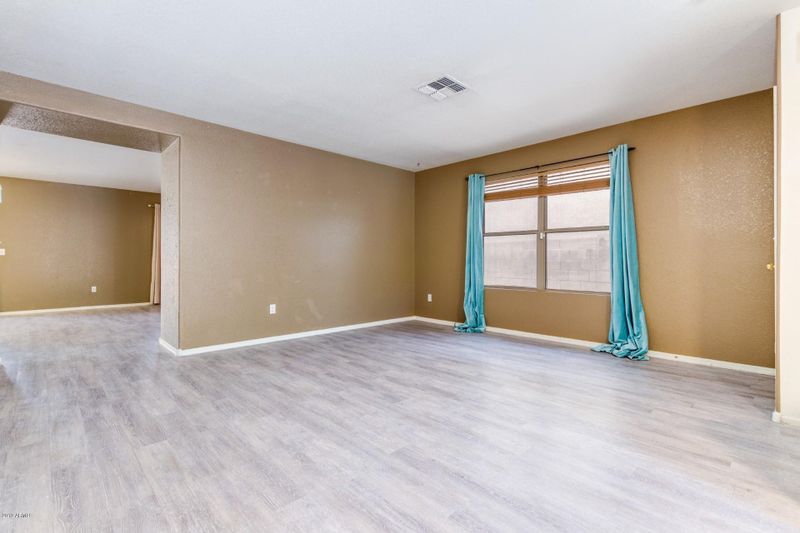 8932 E Pampa Ave, Mesa, AZ 85212