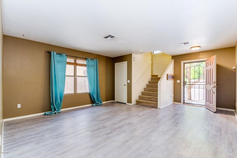 8932 E Pampa Ave, Mesa, AZ 85212