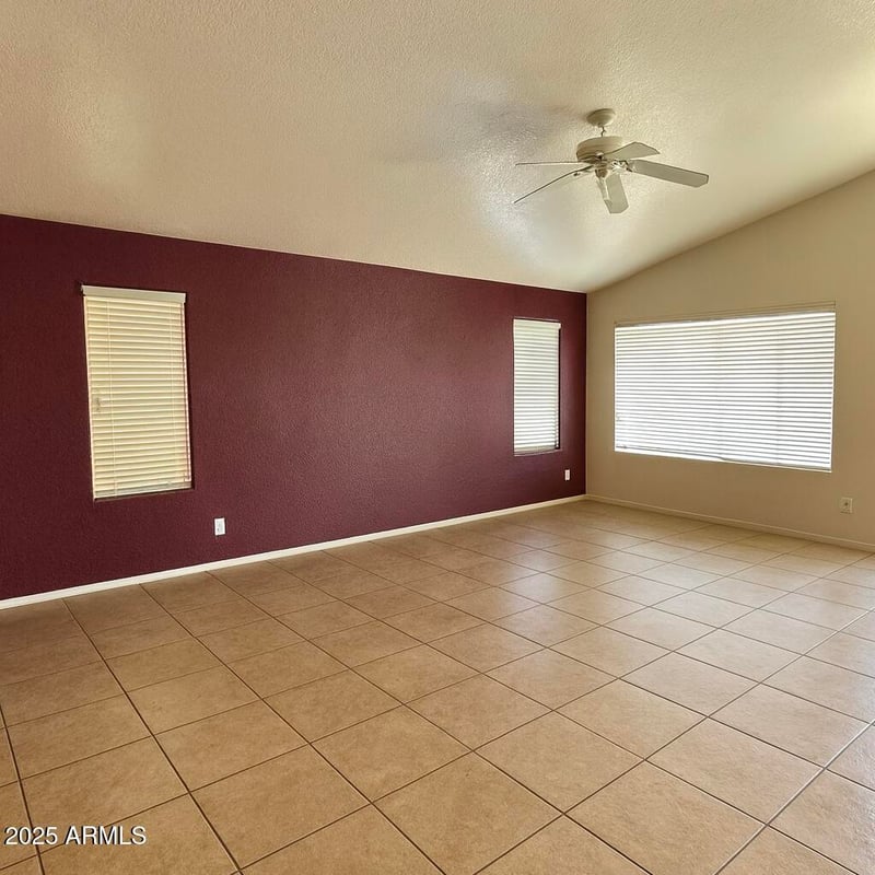 8932 Highland Ave, Phoenix, AZ 85037