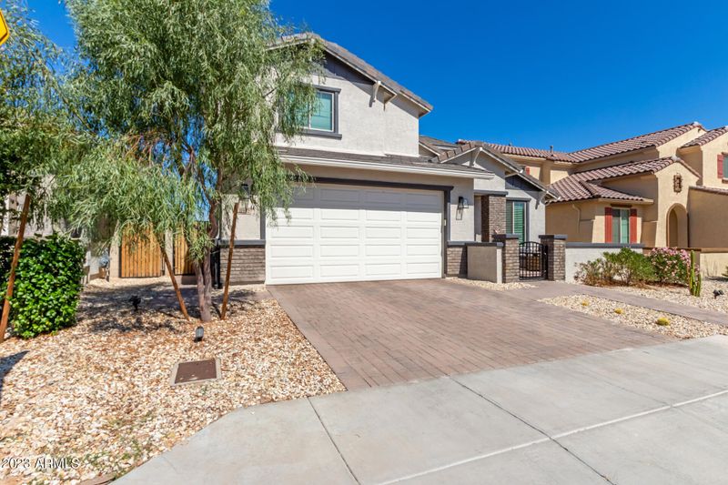 8932 W Marshall Ave, Glendale, AZ 85305