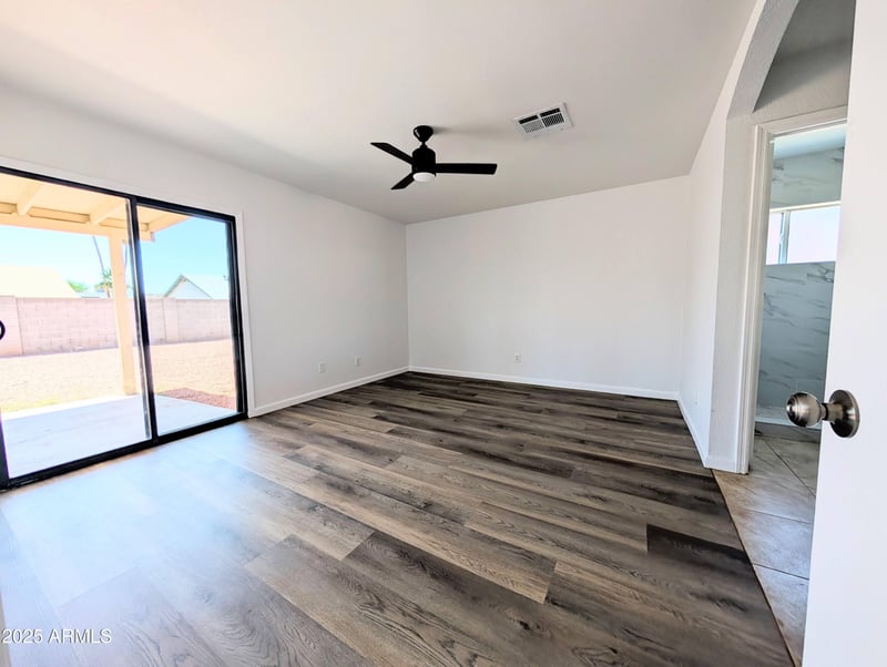 8933 Mountain View Rd, Peoria, AZ 85345