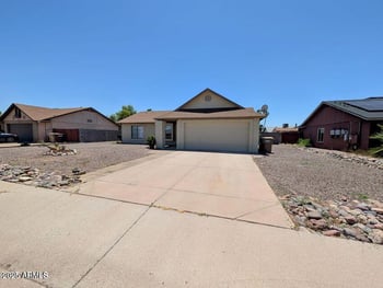 8933 Mountain View Rd, Peoria, AZ 85345