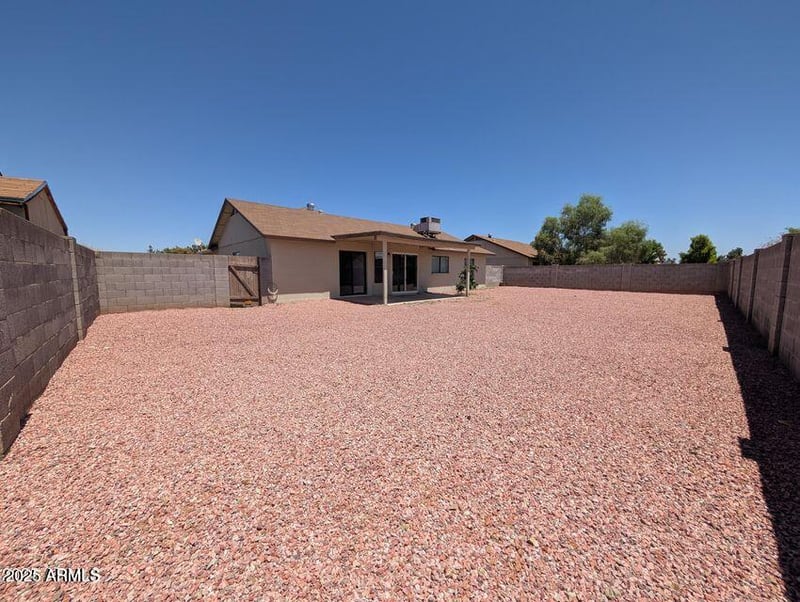 8933 Mountain View Rd, Peoria, AZ 85345