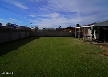 8933 Roma Ave, Phoenix, AZ 85037