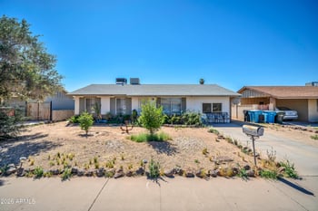 8933 Roma Ave, Phoenix, AZ 85037