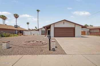 8934 N 55th Dr, Glendale, AZ 85302