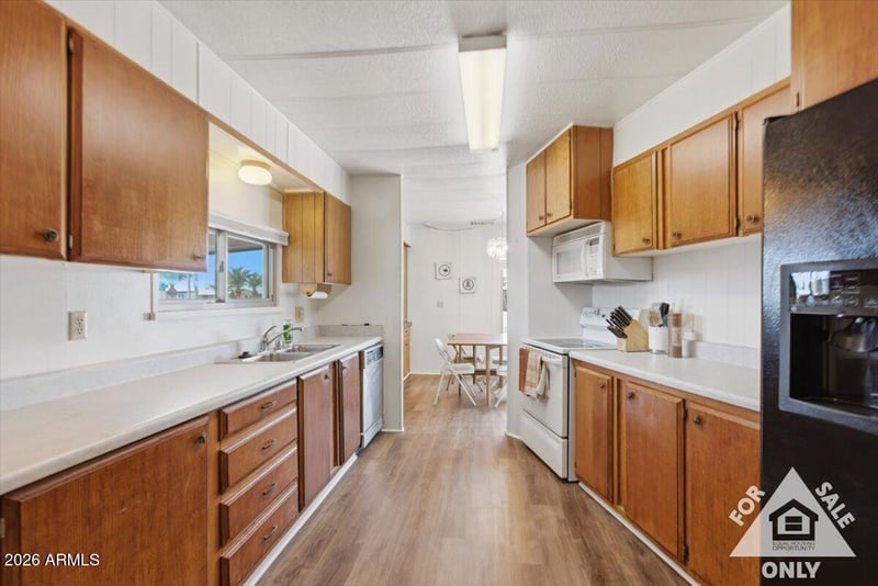 8935 Ohio Ave, Sun Lakes, AZ 85248