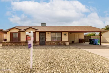 8935 Heatherbrae Dr, Phoenix, AZ 85037