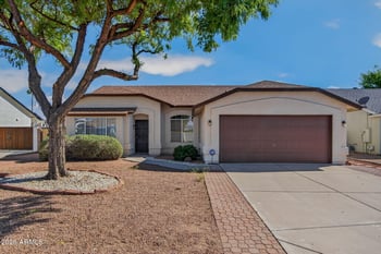8935 W Mclellan Rd, Glendale, AZ 85305