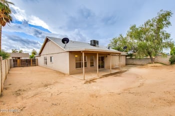 8936 Granada Rd, Phoenix, AZ 85037