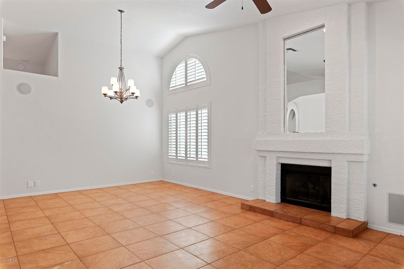 8938 W Utopia Rd, Peoria, AZ 85382