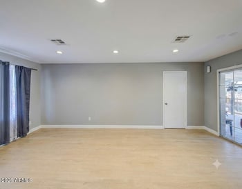 8939 Sells Dr, Phoenix, AZ 85037