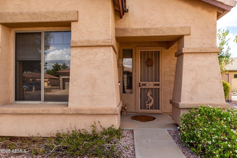 894 Sheffield Ave, Chandler, AZ 85225