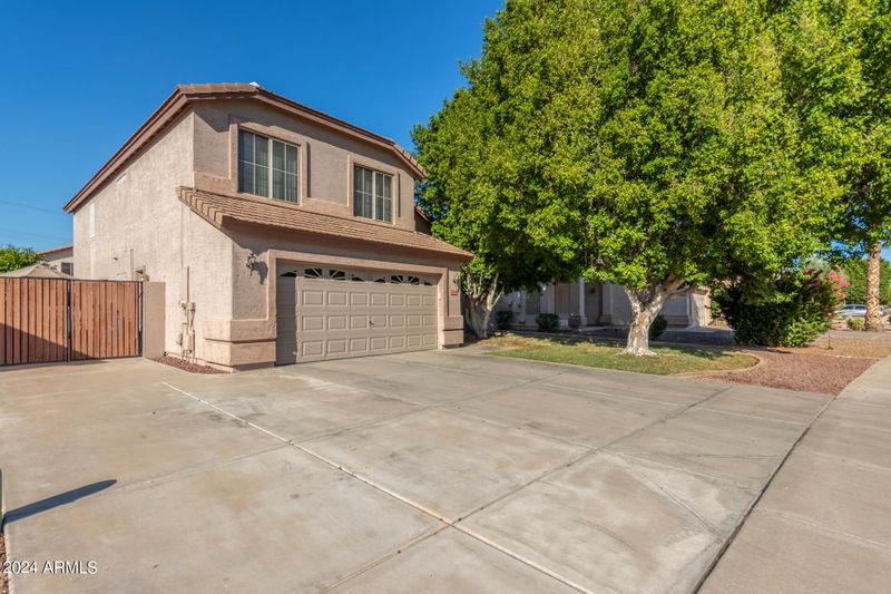 894 W Straford Ave, Gilbert, AZ 85233