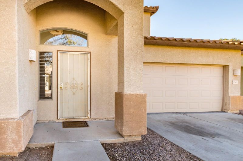 8941 E Crescent Ave, Mesa, AZ 85208