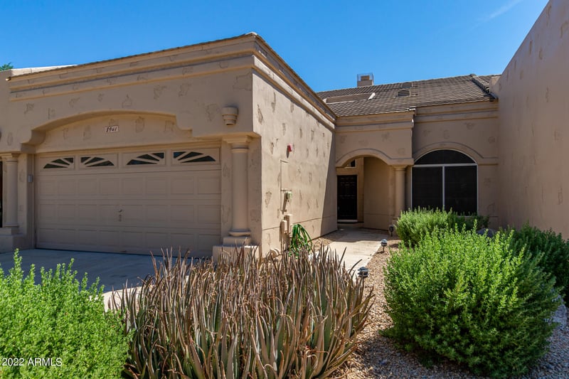 8941 Maple Dr, Scottsdale, AZ 85255