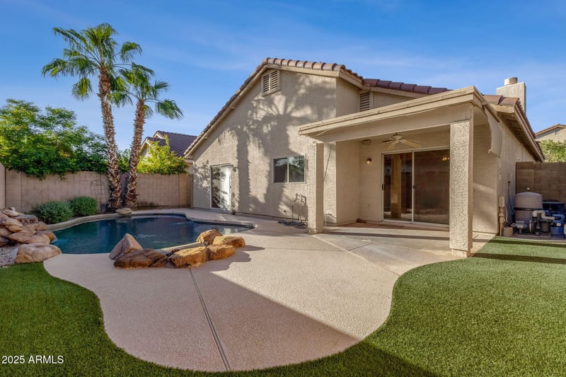 8941 Shangri La Rd, Scottsdale, AZ 85260